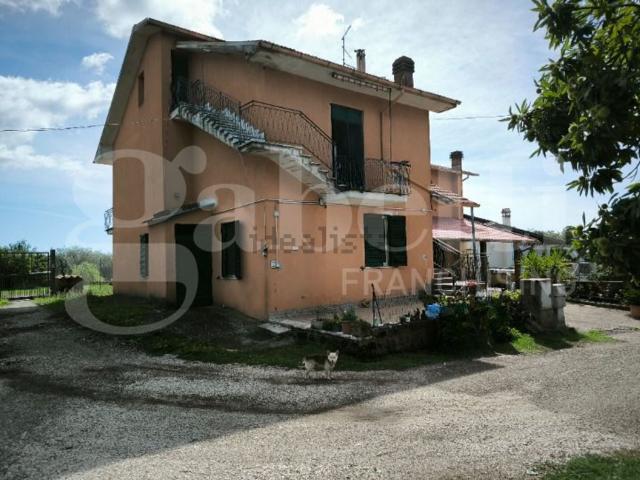 Appartamento in vendita a Corchiano, Lazio