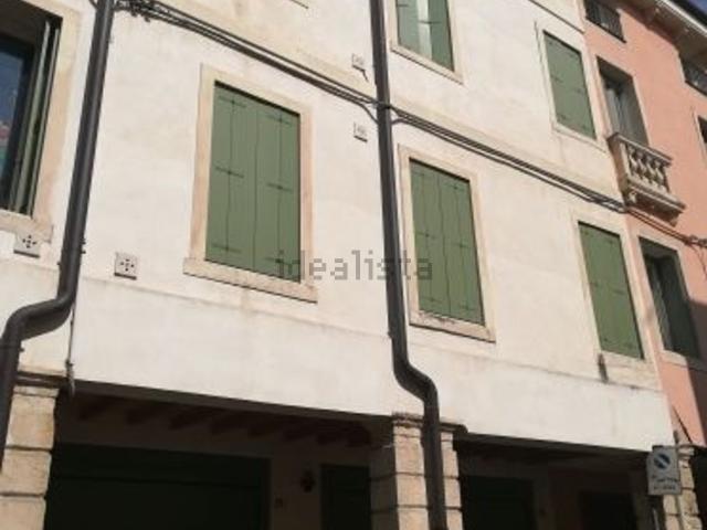 Appartamento in vendita a Vicenza, Veneto