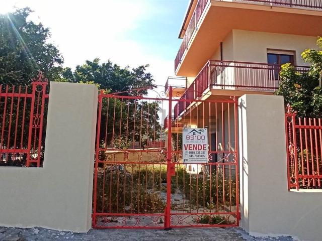 Appartamento in vendita a Lazzàro, Calabria