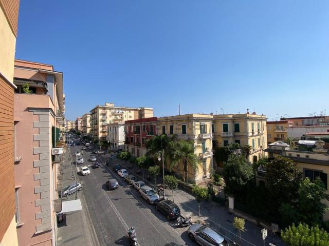 Appartamento in vendita a Portici, Napoli