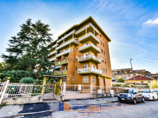Appartamento in vendita a Borgo Mercato, Moncalieri