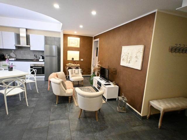 Appartamento in vendita a Pratolungo, Pettenasco