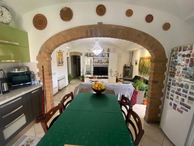 Appartamento in vendita a Roccastrada, Grosseto