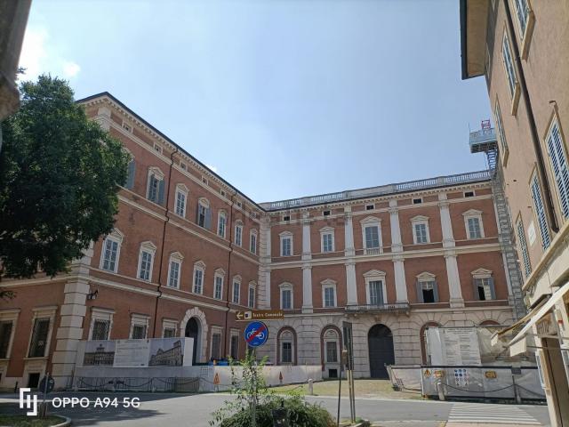 Appartamento in vendita a Centro Storico, Modena