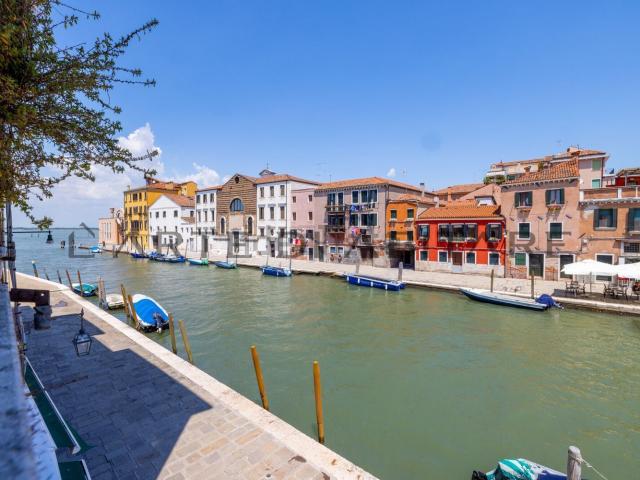Appartamento in vendita a Venezia-Murano-Burano, Venezia