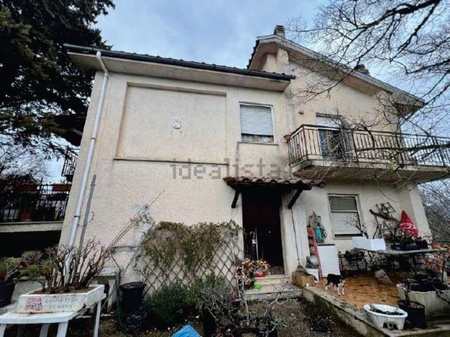 Appartamento in vendita a Campomoro, Rieti