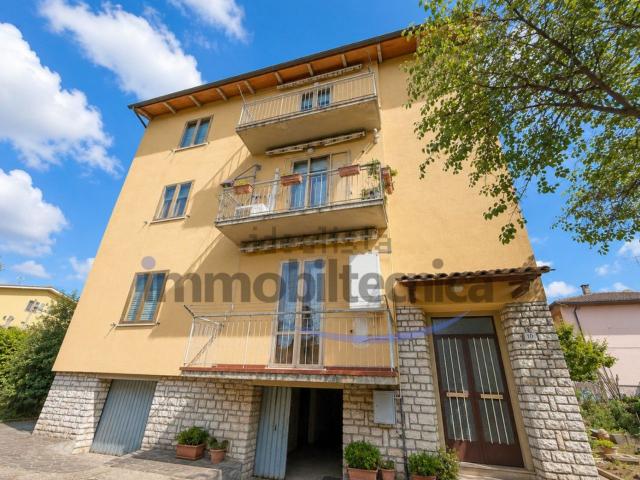 Appartamento in vendita a Giovi, Palazzo Del Pero