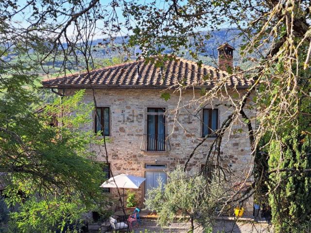 Appartamento in vendita a La Villa, Radda in Chianti