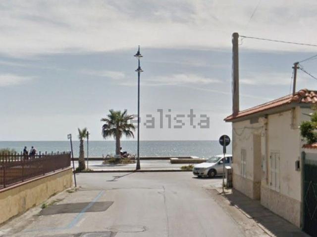 Appartamento in vendita a Mondragone, Campania