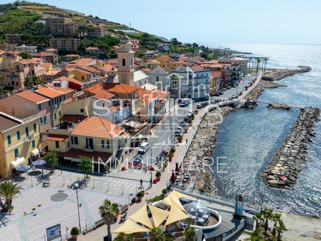 Attico in vendita a Santo Stefano Al Mare, Liguria