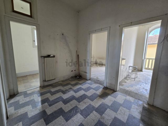 Appartamento in vendita a Quartiere 5, Firenze