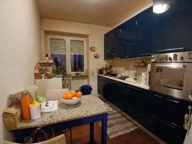 Appartamento in vendita a Pavia, Lombardia
