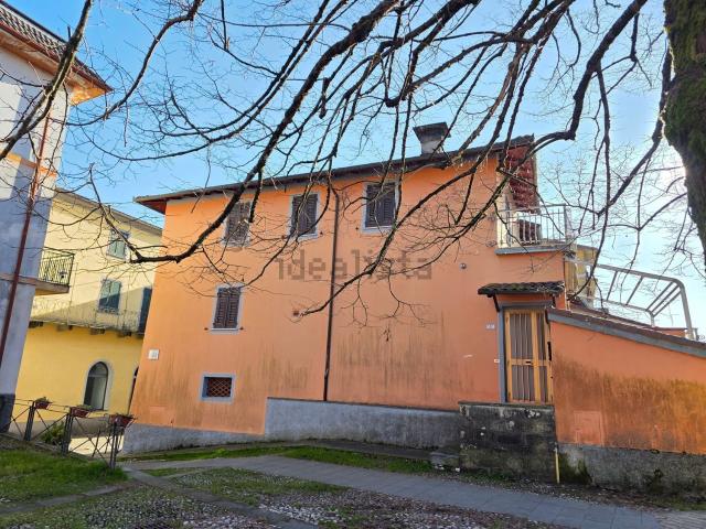 Appartamento in vendita a Brugnato, Liguria
