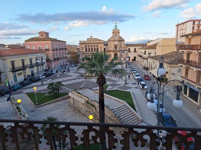 Attico in vendita a Vittoria, Sicilia