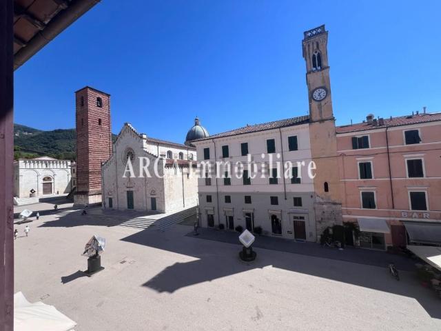 Appartamento in vendita a Tonfano, Toscana