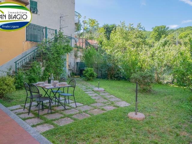 Appartamento in vendita a Calice Ligure, Liguria