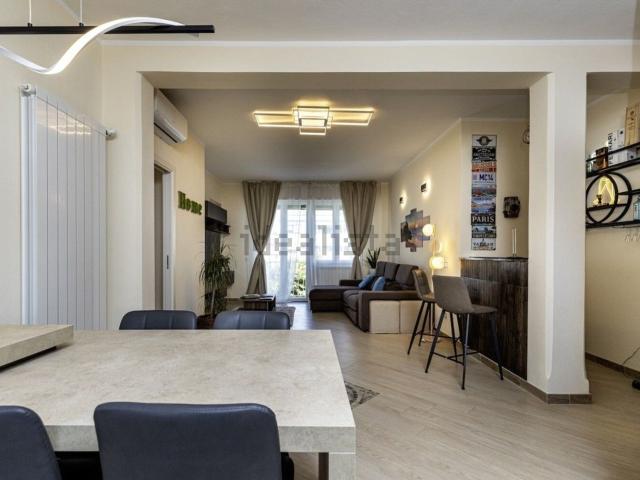 Appartamento in vendita a Camaiore, Toscana