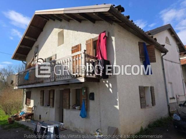 Appartamento in vendita a Feltre, Veneto