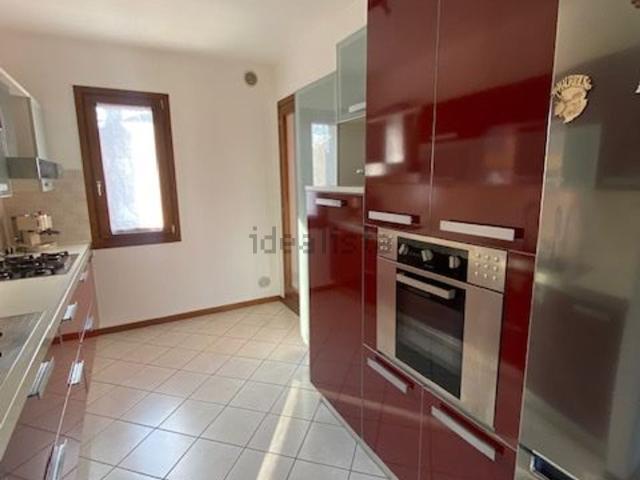 Appartamento in vendita a Arcade, Veneto