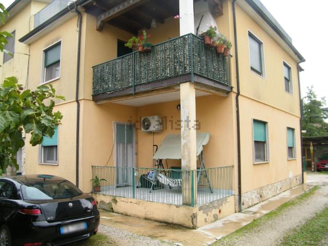 Appartamento in vendita a Bertesinella, Vicenza