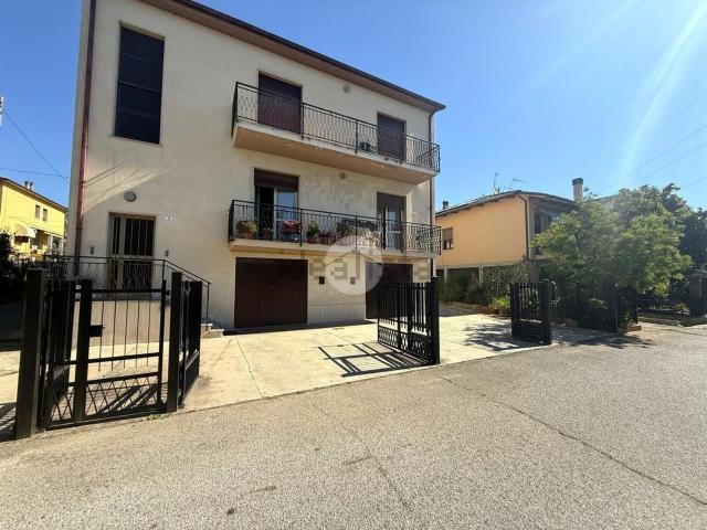 Appartamento in vendita a Terni, Umbria