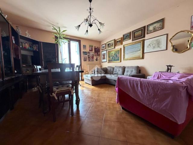 Appartamento in vendita a Persico Dosimo, Lombardia