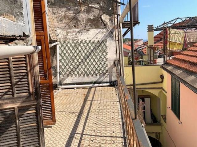 Appartamento in vendita a Imperia, Liguria