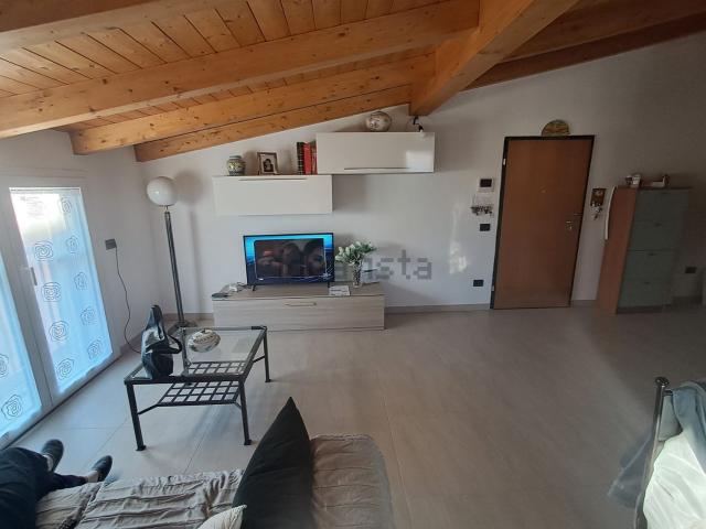 Appartamento in vendita a Villaggio Trieste, Cantù