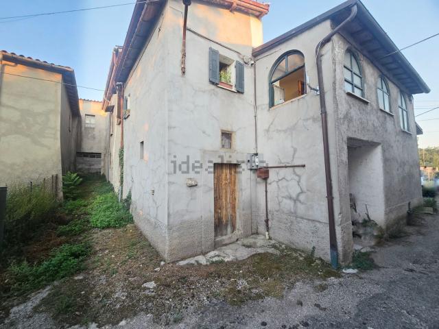 Appartamento in vendita a Rieti, Lazio
