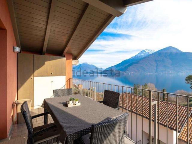 Appartamento in vendita a Musso, Lombardia