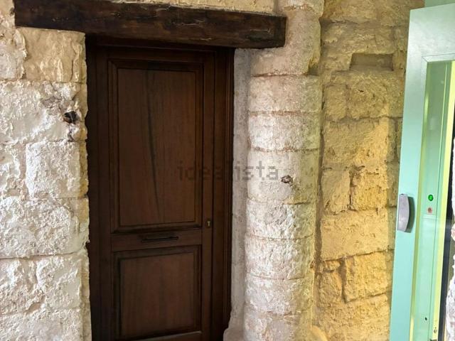 Appartamento in vendita a Cappuccini, Cala Di Volpe