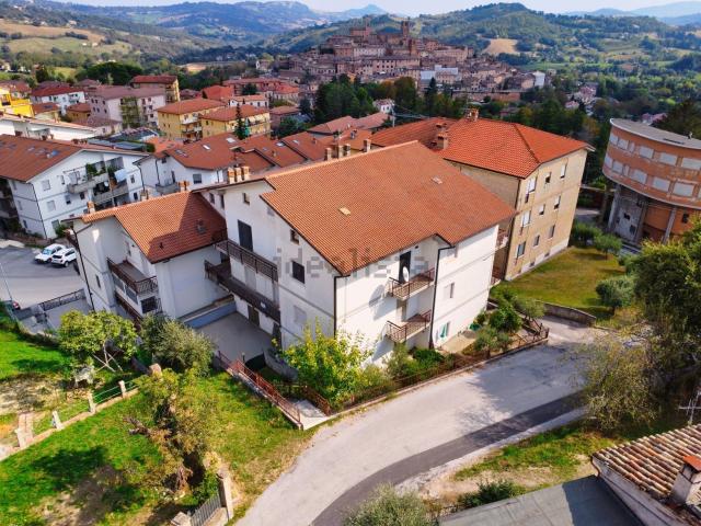 Appartamento in vendita a Marche, Macerata