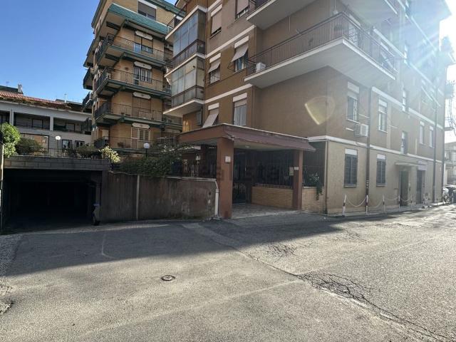 Appartamento in vendita a La Pietrara, Guidonia
