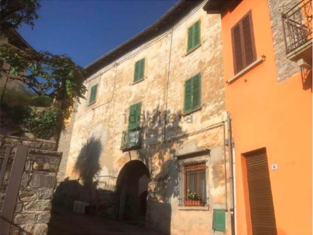 Appartamento in vendita a Comunità Montana del Piambello, Marchirolo