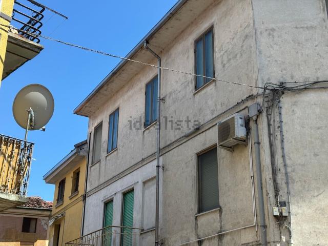 Appartamento in vendita a Piemonte, Novara