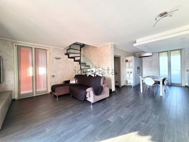 Appartamento in vendita a Senaghino, Senago