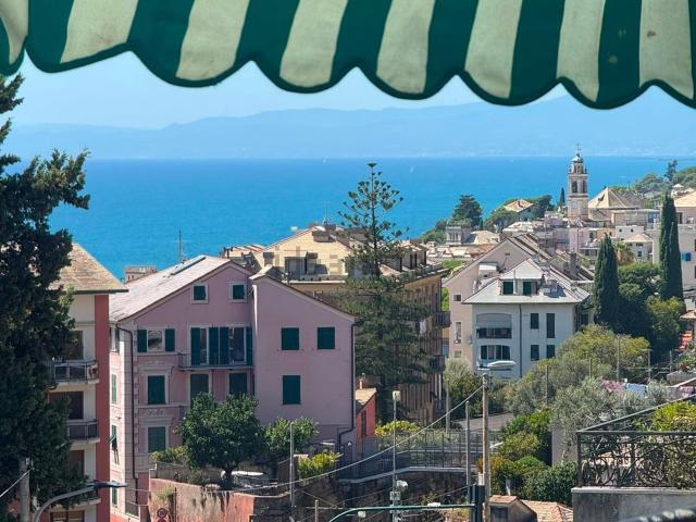 Appartamento in vendita a Pieve Ligure, Liguria