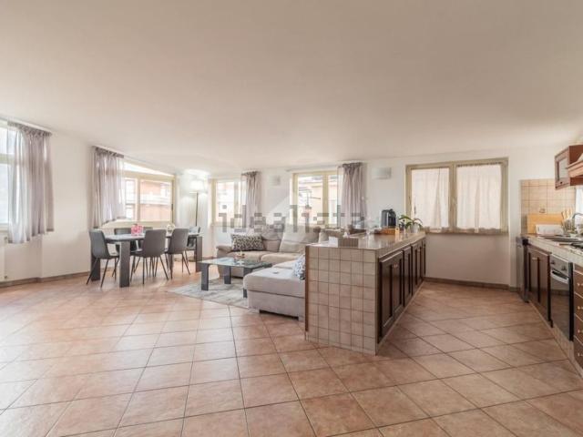 Appartamento in vendita a Ronciglione, Lazio