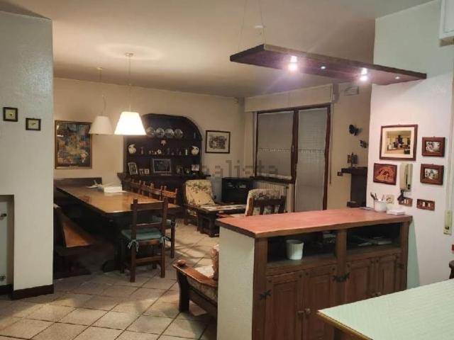 Appartamento in vendita a Trecastelli, Marche