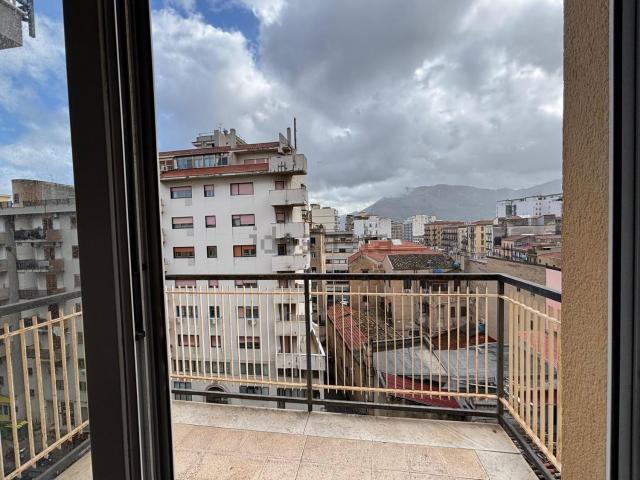 Appartamento in vendita a I Circoscrizione, Palermo