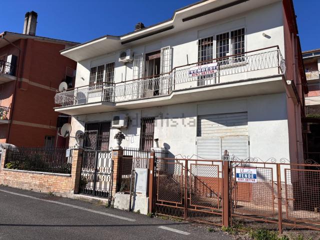 Appartamento in vendita a Roma Capitale, Lazio