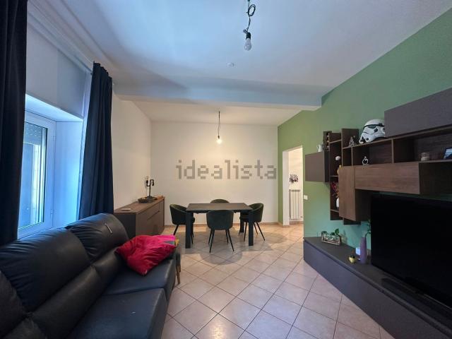 Appartamento in vendita a Municipio Roma X, Roma Capitale