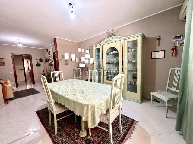 Appartamento in vendita a Cinisi, Sicilia