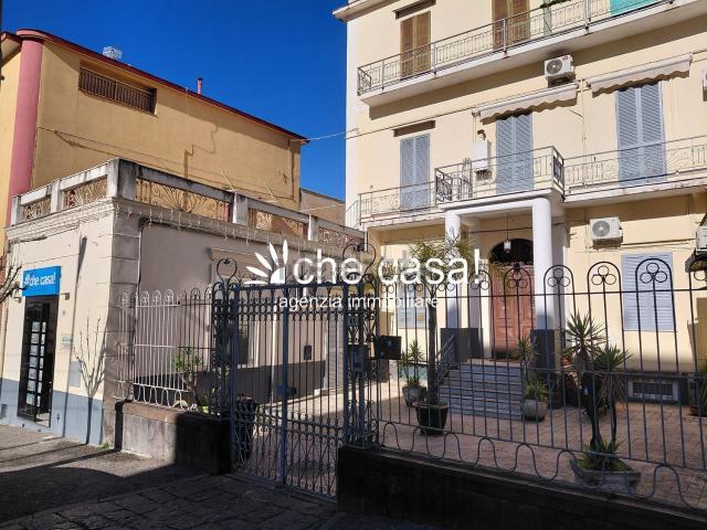 Appartamento in vendita a Portici, Campania