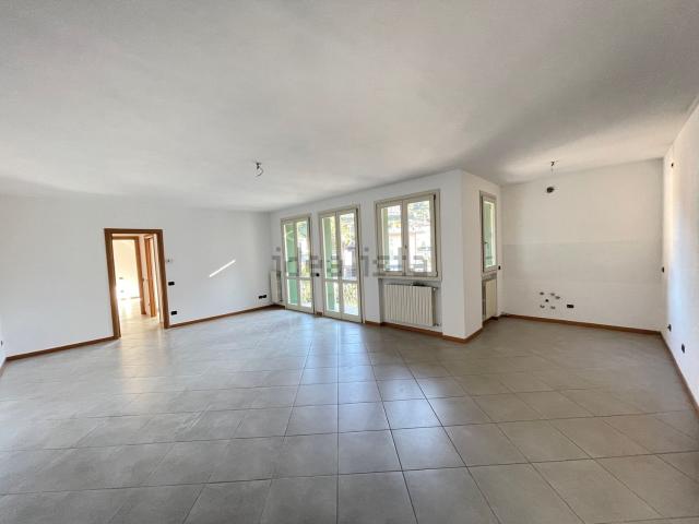 Appartamento in vendita a Credaro, Lombardia