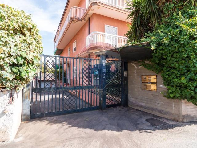Appartamento in vendita a Gravina Di Catania, Sicilia