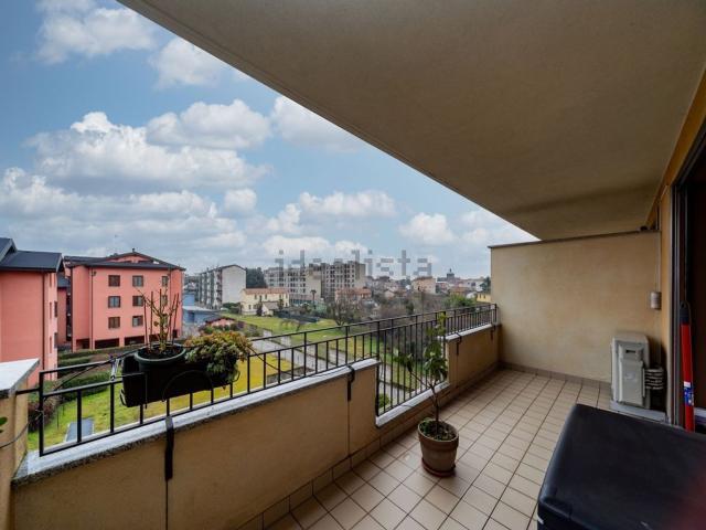 Appartamento in vendita a Monza, Casignolo