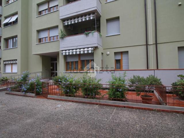 Appartamento in vendita a Le Badie, Prato