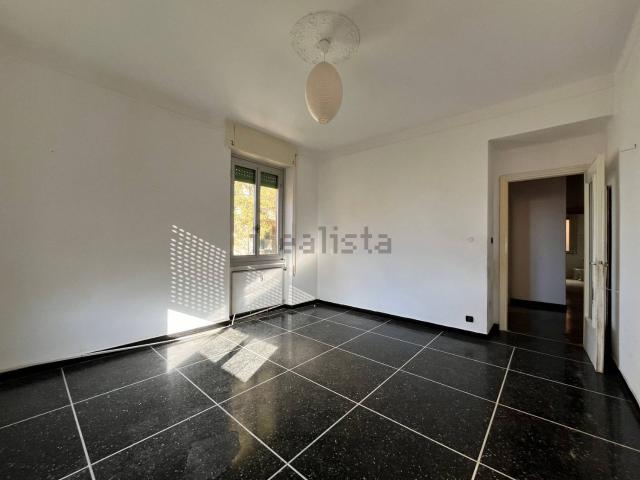 Appartamento in vendita a Centro Est, Serra Riccò