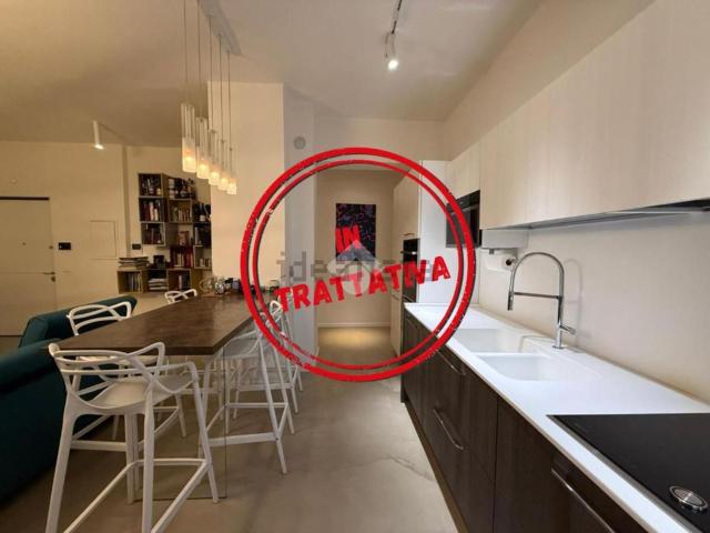Appartamento in vendita a Zona Centro, Brescia
